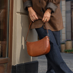 Leather Shoulder Bag Cognac Valentano