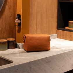 Leather Toiletry Bag Cognac Westport