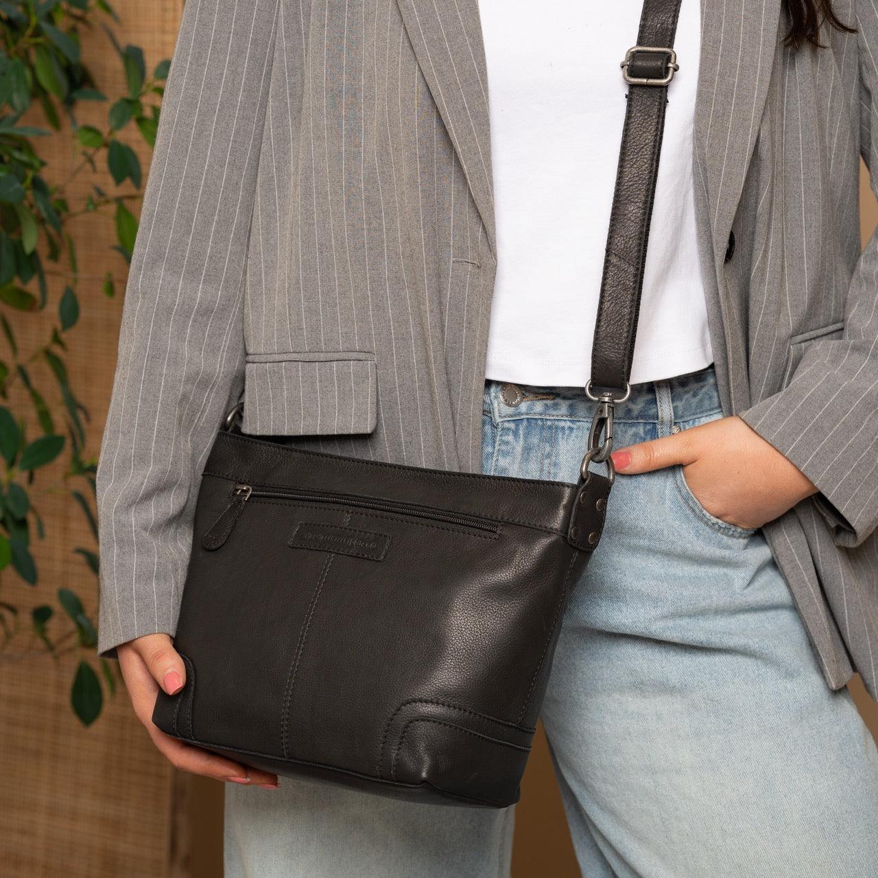 Leather Shoulder Bag Black Zarita