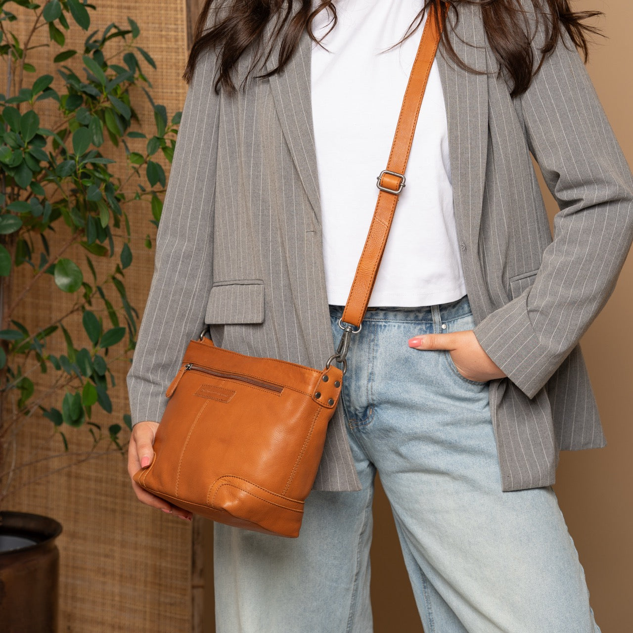 Leather Shoulder Bag Cognac Zarita