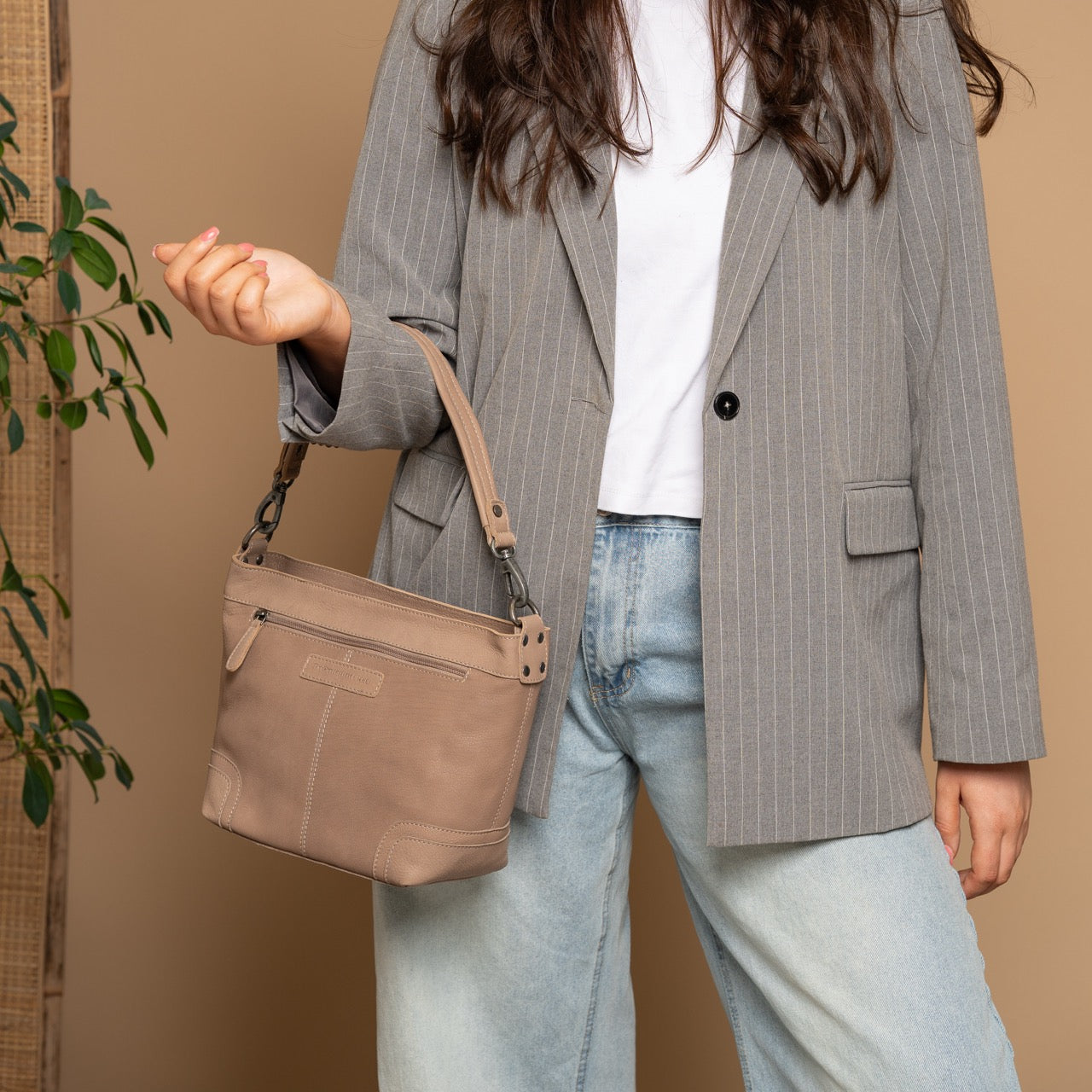 Leather Shoulder Bag Taupe Zarita