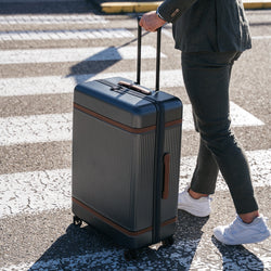 Large Suitcase Urban Graphite Zuna