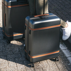 Medium Suitcase Urban Graphite Zuna