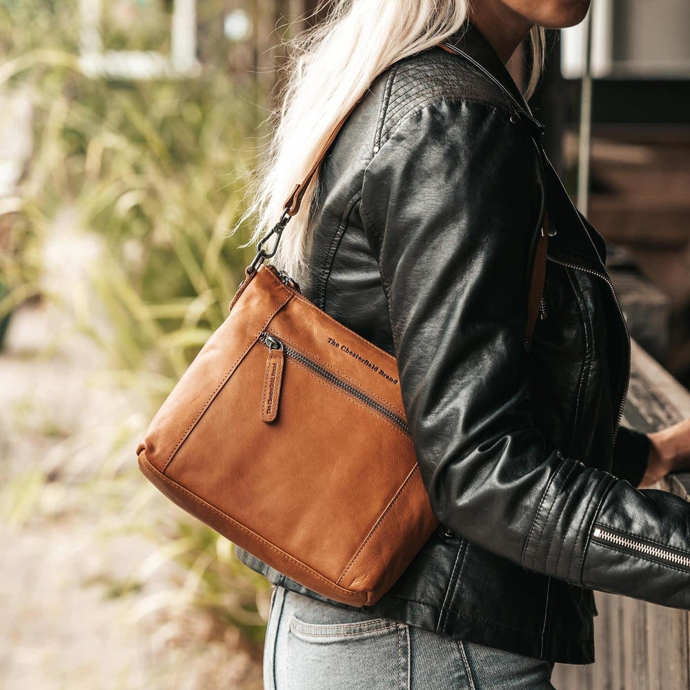 Leather Shoulder Bag Cognac Faro