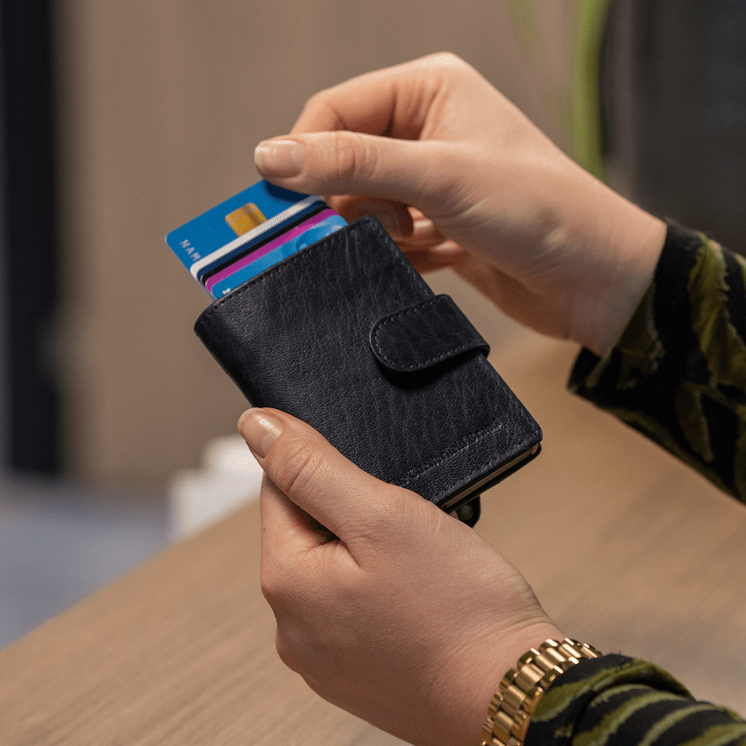 Leather Wallet Navy Prague