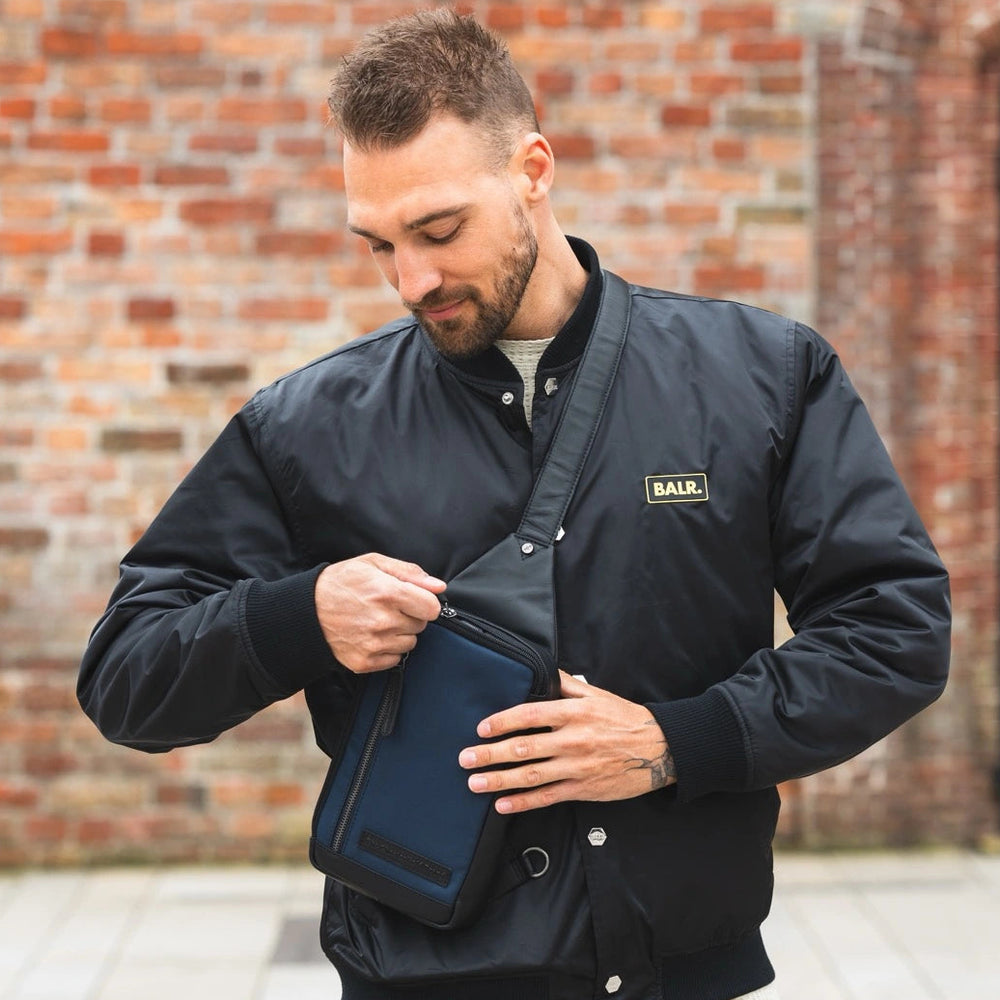 Leather Slingbag Navy Salla