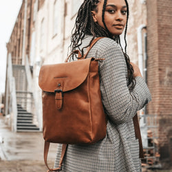 Leather handbag backpack online